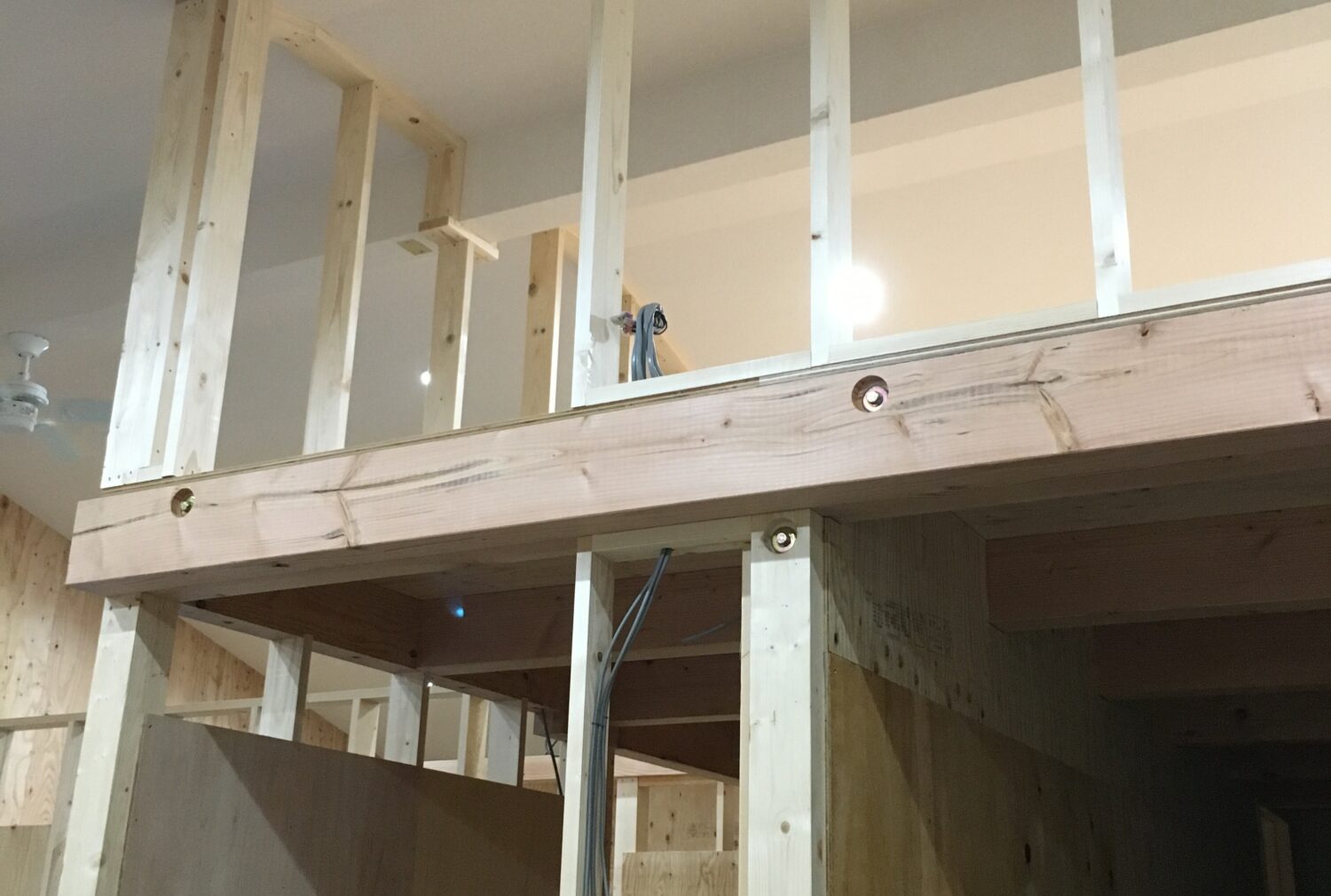 ショールーム２階